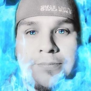 Meet your Posher, Warren